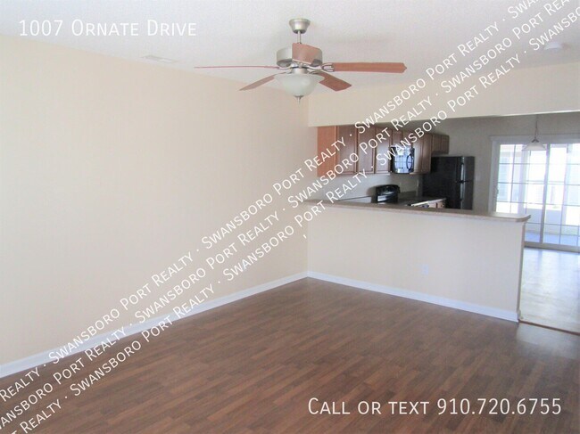 Building Photo - 1007 Ornate Dr