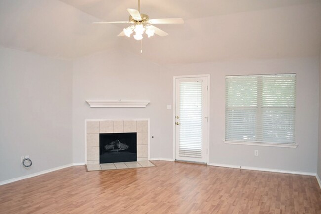 Building Photo - 11901 Gold Creek Dr E
