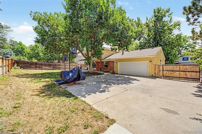 Building Photo - 11467 E Amherst Cir S