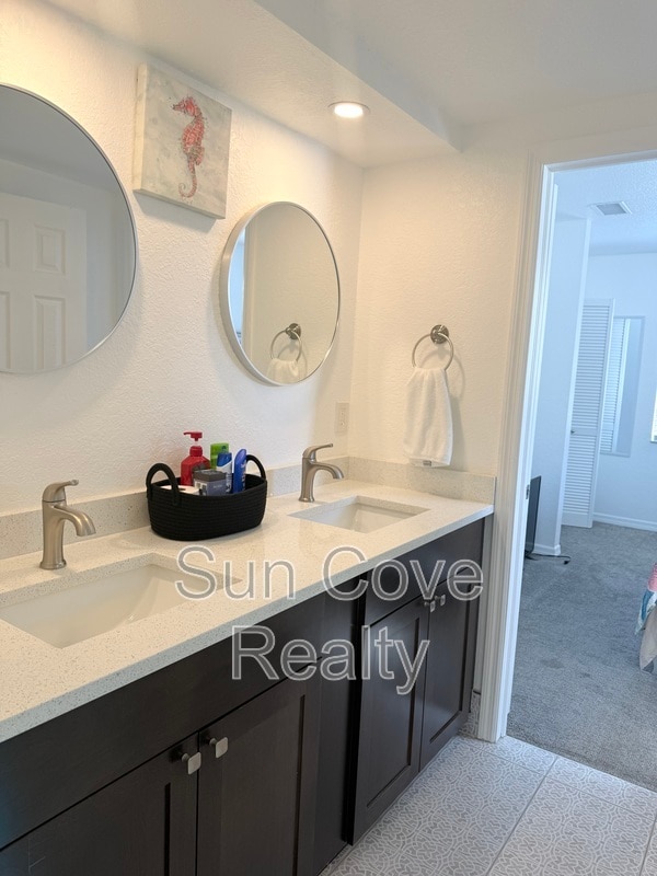 Building Photo - 13854 77th Ave