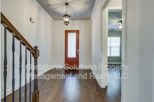Building Photo - 2944 Hadley Close Ln