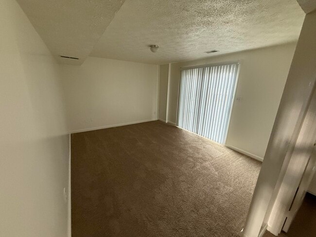 Building Photo - 2156 Deauville Dr