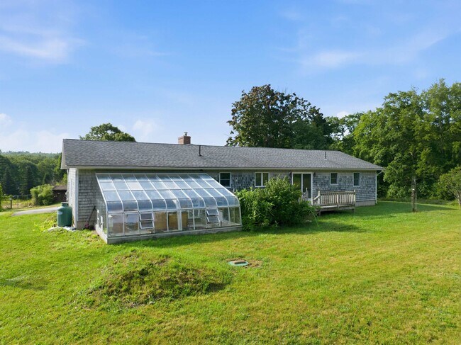 Building Photo - 44 Suncook Valley Rd