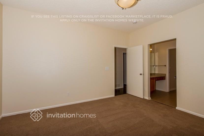 Building Photo - 1044 Clogger Ln