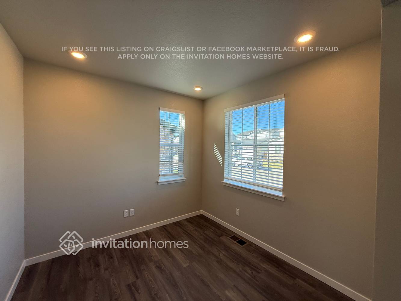 Building Photo - 4418 Trader St