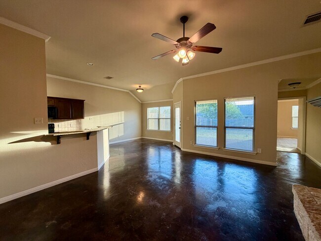 Building Photo - 602 Park Wood Circle