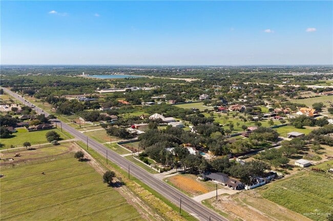 Building Photo - 41 N Ware Rd