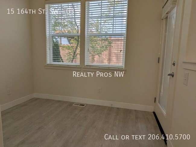 Building Photo - 15 164th St SW