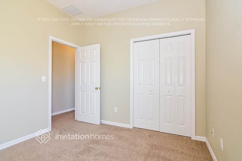 Building Photo - 7610 Wood Violet Dr