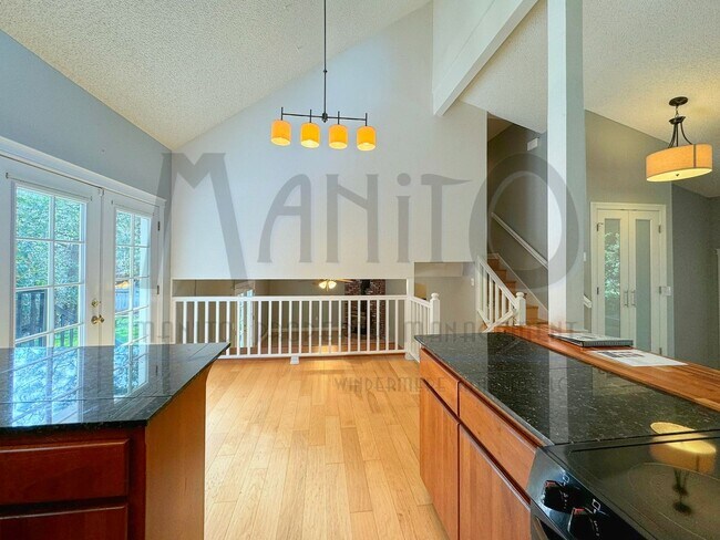 Building Photo - *COMING SOON* Entertainer's Delight - Spra...
