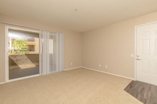 Building Photo - Laurel Vista Apartment Homes