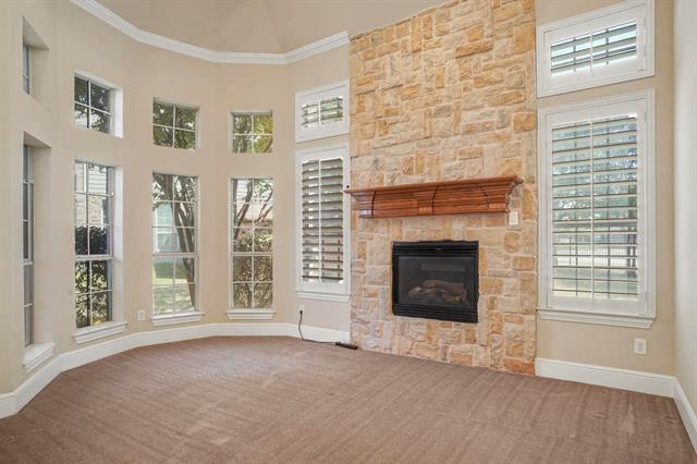 Building Photo - 446 High Point Dr