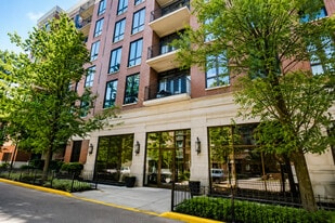 Building Photo - 343 W Old Town Ct