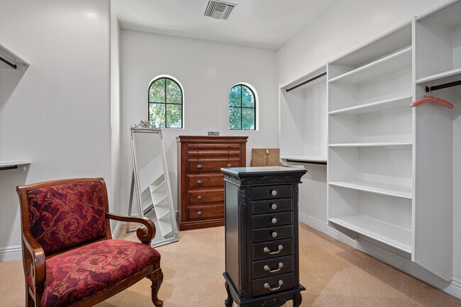 Building Photo - 12131 E Cloud Rd