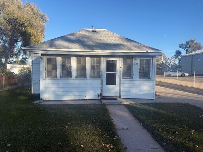 Building Photo - Charming home in Fort Morgan