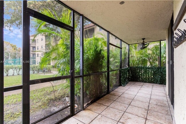 Building Photo - 10401 W Broward Blvd