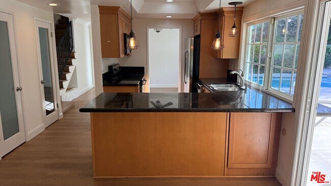 Building Photo - 29392 Hillrise Dr