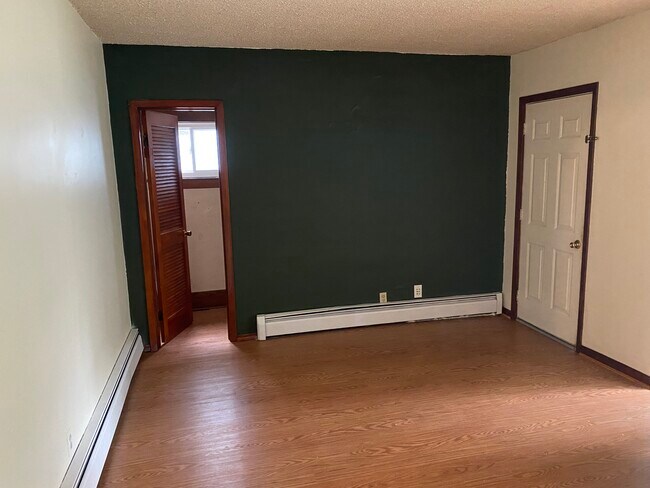 Building Photo - 165 Colvin Ave