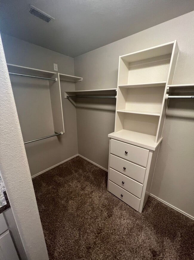 Building Photo - AVAILABLE NOW! 3 bedroom 2 bathroom 2 car garage in Cooper ISD