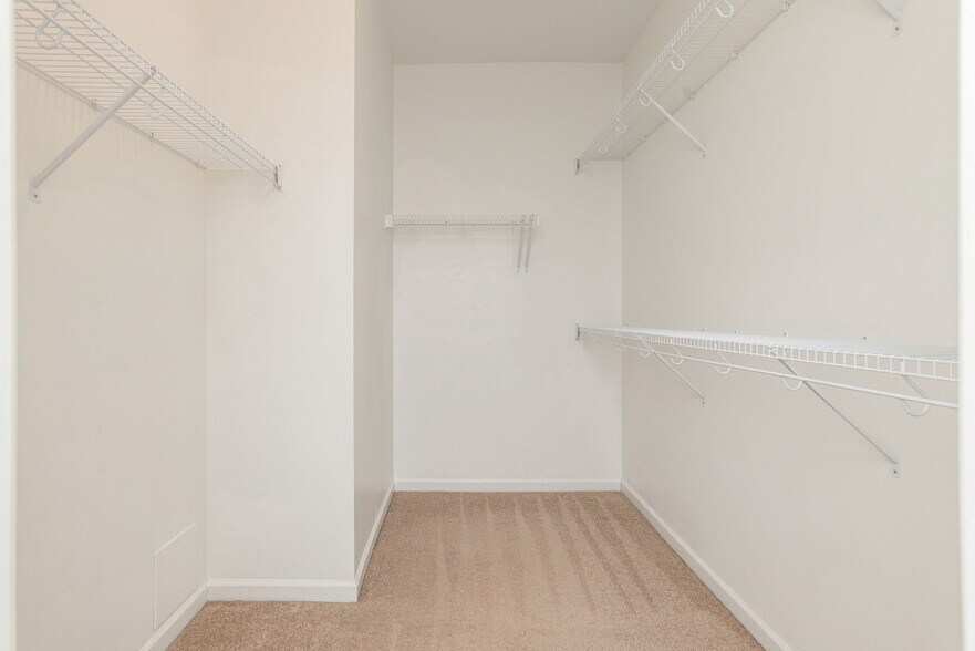 Building Photo - 35 Foxtail Ct