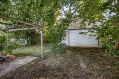 Building Photo - 4332 Fowler Ave