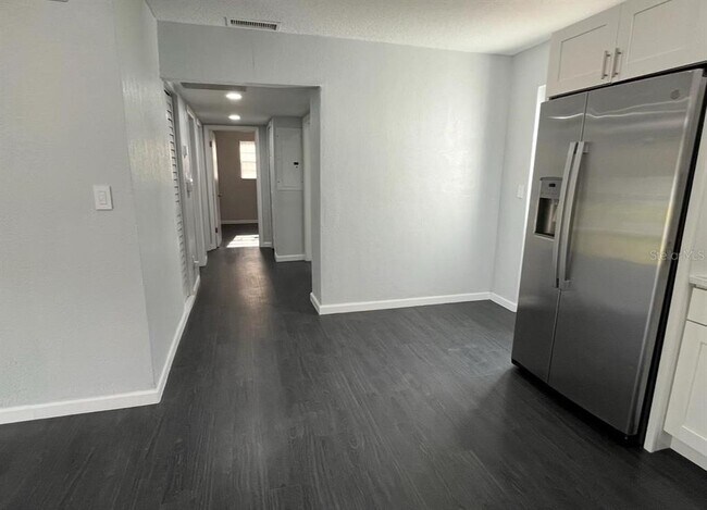 Building Photo - 6329 Rockaway St