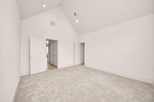 Building Photo - 1046 Homer St