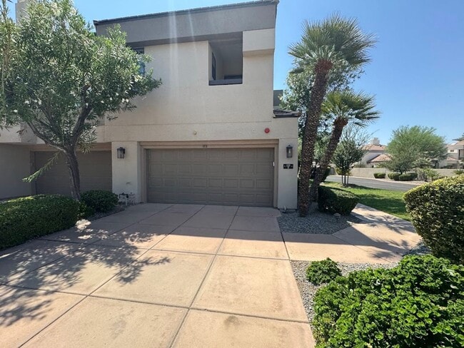 Building Photo - BEAUTIFUL 3 BEDROOM 3 BATHROOM HOME IN GAI...