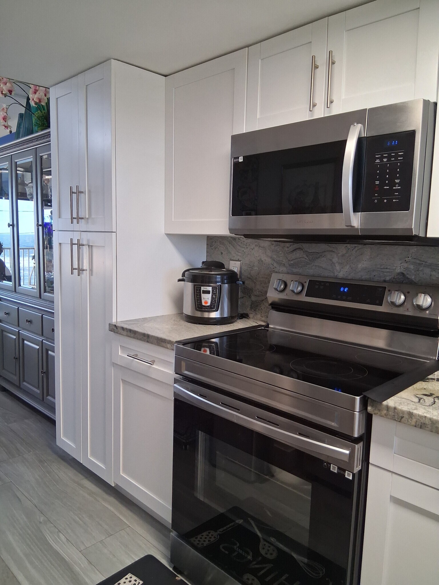 Building Photo - 2390 Ocean Shore Blvd