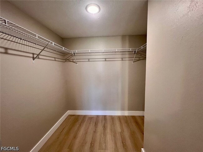 Building Photo - 4102 SE 19th Pl