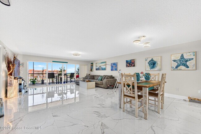 Building Photo - 123 Lancha Cir