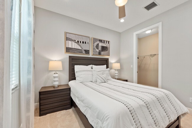 Building Photo - 17132 SW Ambrose Way