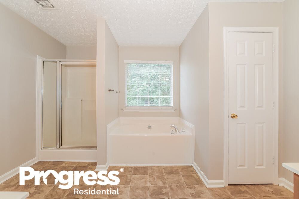 Building Photo - 4142 Laurel Bend Ct