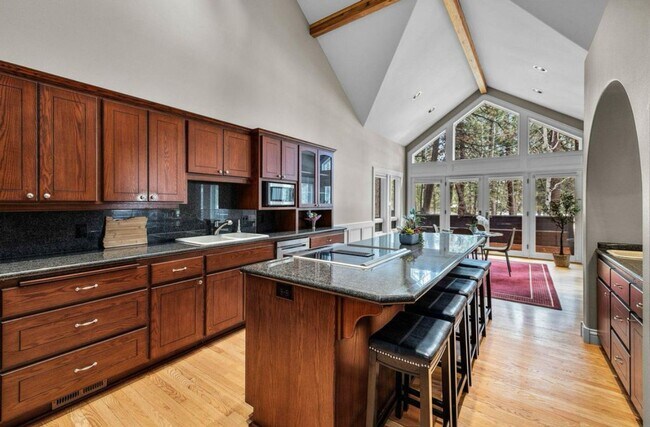 Building Photo - Gorgeous Single Level Luxury Home at Widgi...