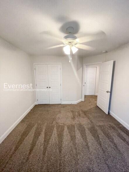 Building Photo - 817 Marksman Ct