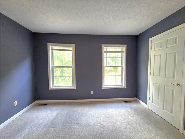 Building Photo - 117 Davis Mill Ct