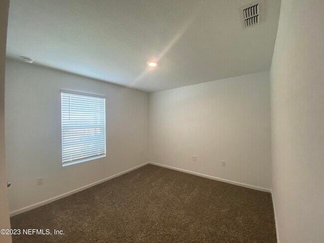 Building Photo - 2773 Oak Stream Dr