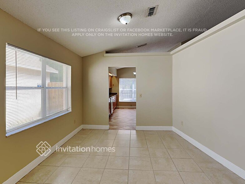 Building Photo - 1006 Brielle Ave