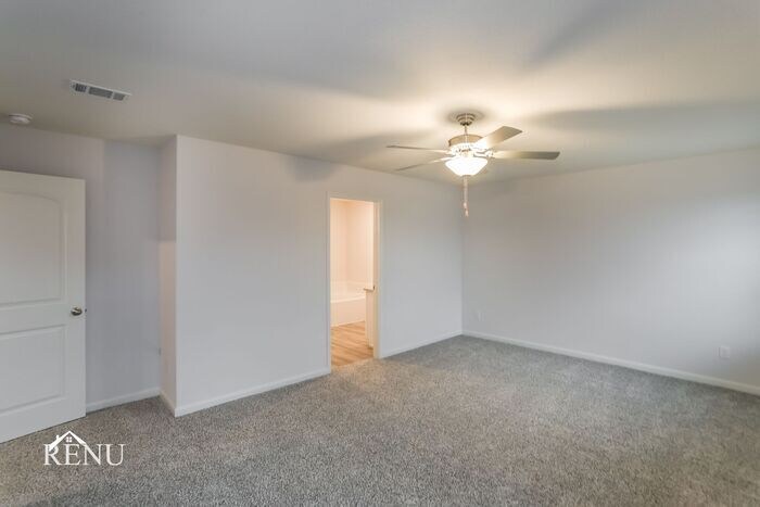 Building Photo - 321 Bearman Dr