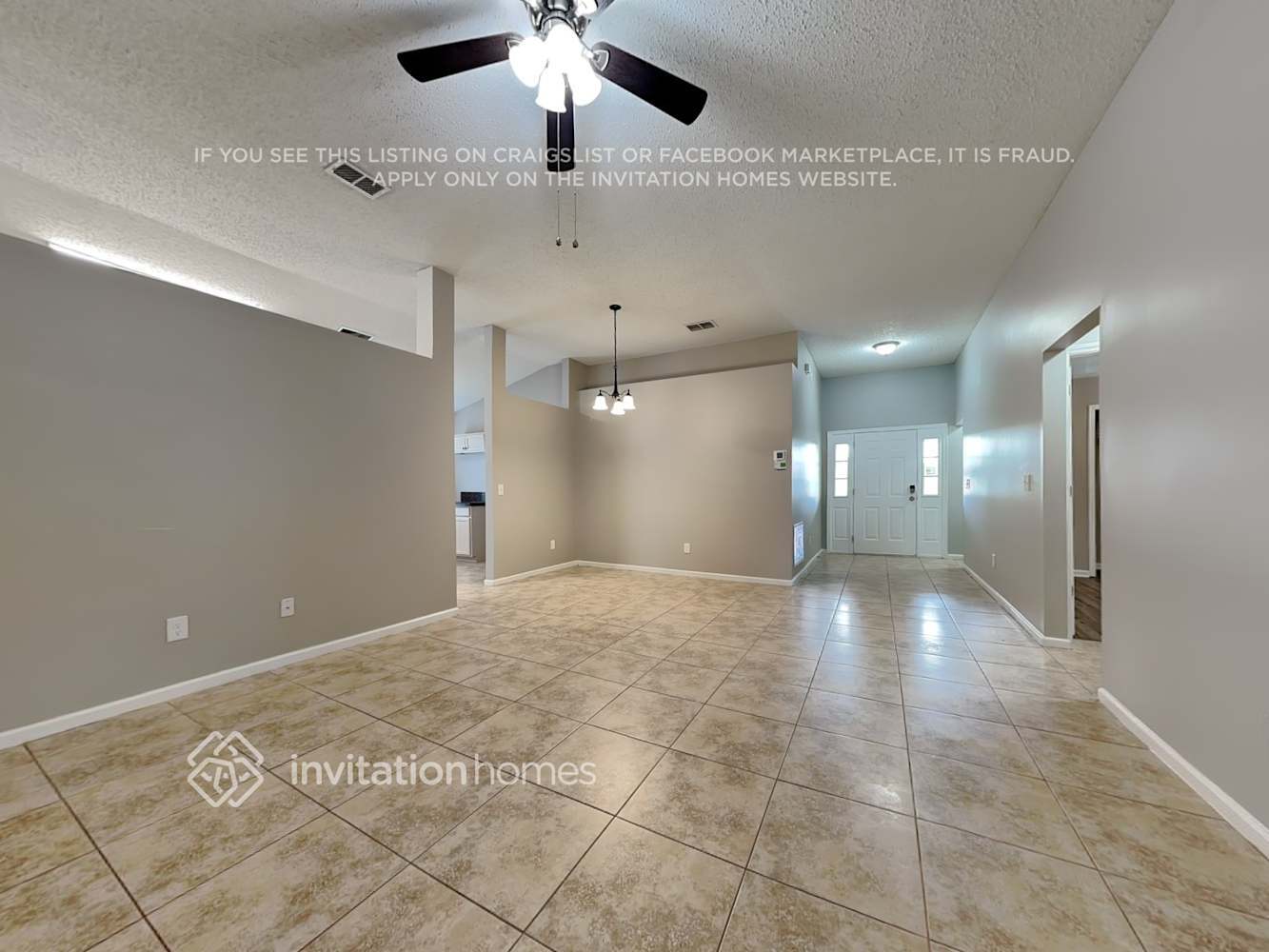 Building Photo - 1800 Northglen Cir