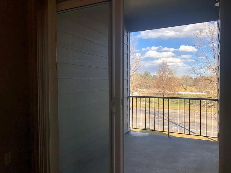 Building Photo - 4245 Boardwalk Dr