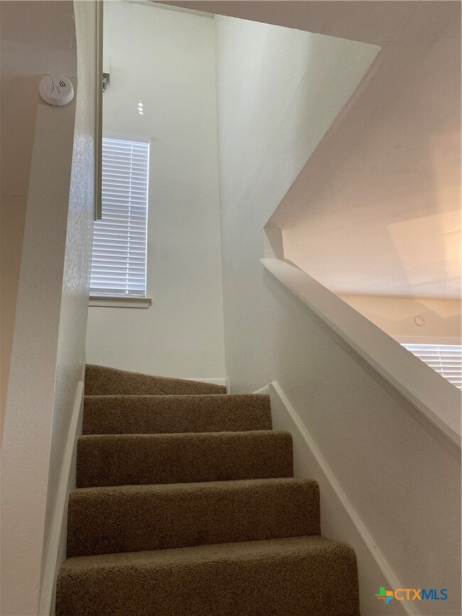 Building Photo - 1316 Opal Rd