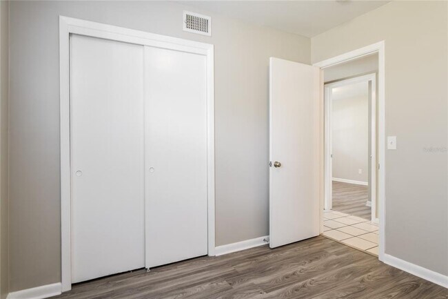 Building Photo - 222 Terrace Dr