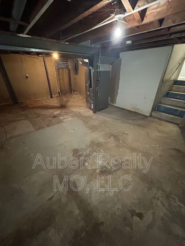 Building Photo - 8300 E 91st Terrace