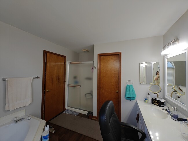 Building Photo - 3389 Ohara Terrace
