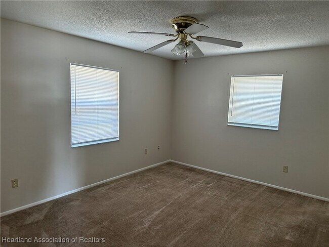 Building Photo - 3301 Jacklin Ave