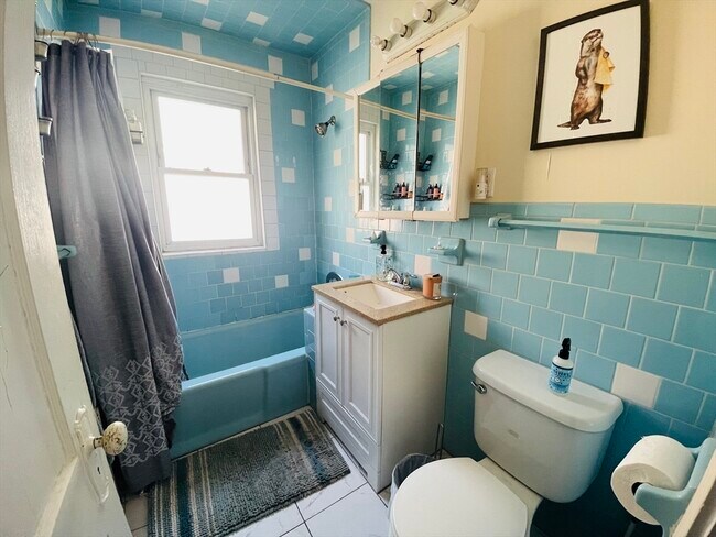 Building Photo - 22 Trapelo St