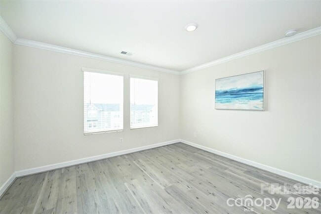 Building Photo - 2410 Arbor Loop Dr