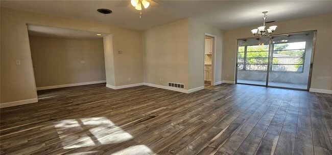 Building Photo - 1329 Fairfield Dr
