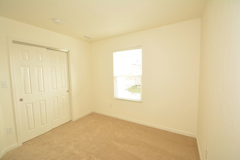 Building Photo - 2349 Bridlewood Dr